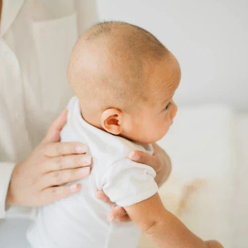 newborn hiccups