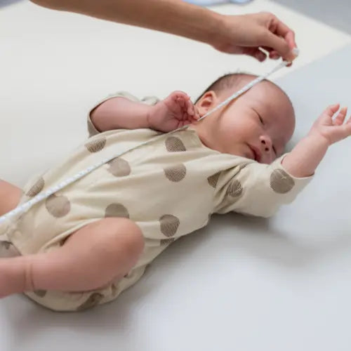 نوزائیدہ بچوں کے لیے مثالی قد اور وزن کا چارٹ