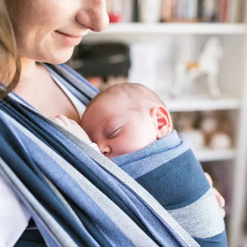 Newborns Babywearing