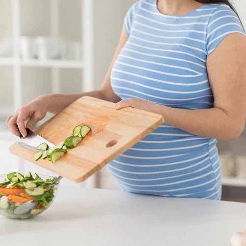 गर्भावस्था का पहला महीना: आपको क्या खाना चाहिए और क्या नहीं