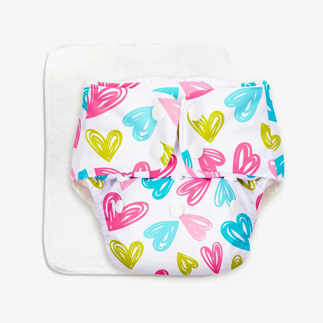 BASIC Cloth Diaper (Hearts) with EasySnap Quick Dry Pad